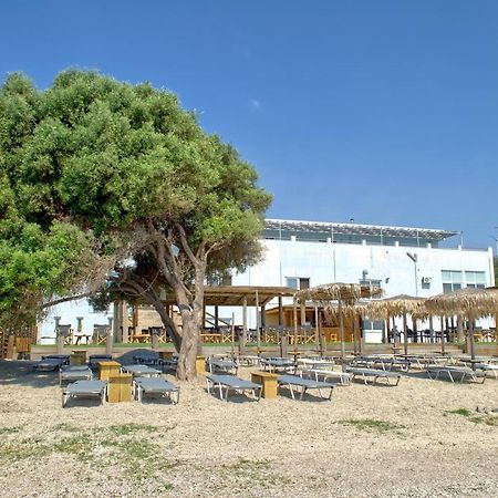 Epipleon Luxury Suites -104- Δωμάτιο 35Τμ Με Βεράντα 35Τμ Μπροστά Στη Θάλασσα Нафпактос Экстерьер фото