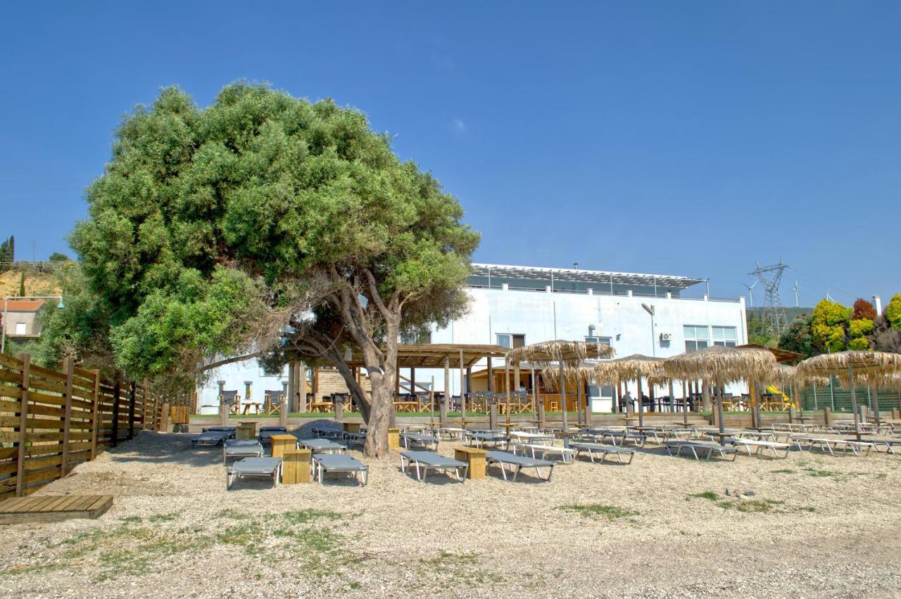 Epipleon Luxury Suites -104- Δωμάτιο 35Τμ Με Βεράντα 35Τμ Μπροστά Στη Θάλασσα Нафпактос Экстерьер фото